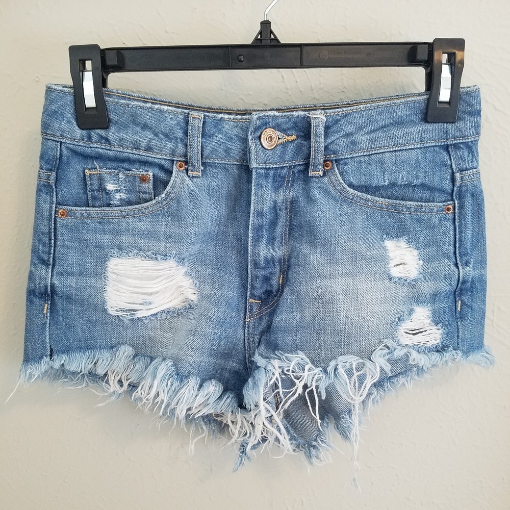 H&M Divided High-Rise short shorts